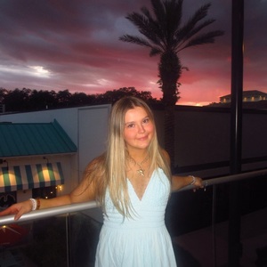Layla Smith